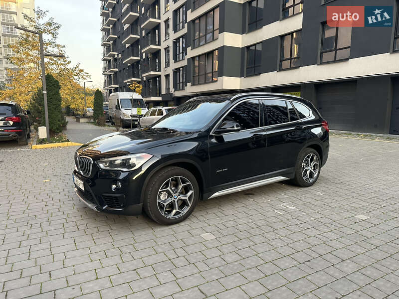 Внедорожник / Кроссовер BMW X1 2015 в Ивано-Франковске