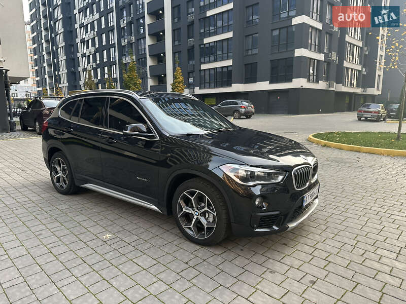 Внедорожник / Кроссовер BMW X1 2015 в Ивано-Франковске