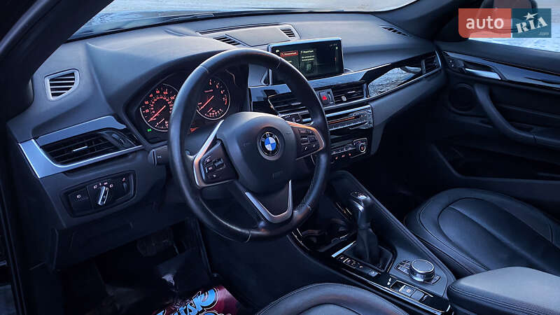 Внедорожник / Кроссовер BMW X1 2016 в Луцке