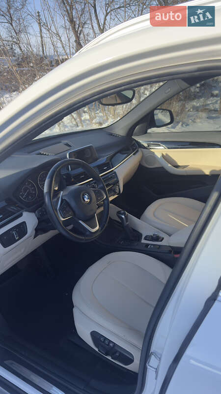 Внедорожник / Кроссовер BMW X1 2016 в Нежине фото 7 Внедорожник / Кроссовер BMW X1 2016 в Нежине