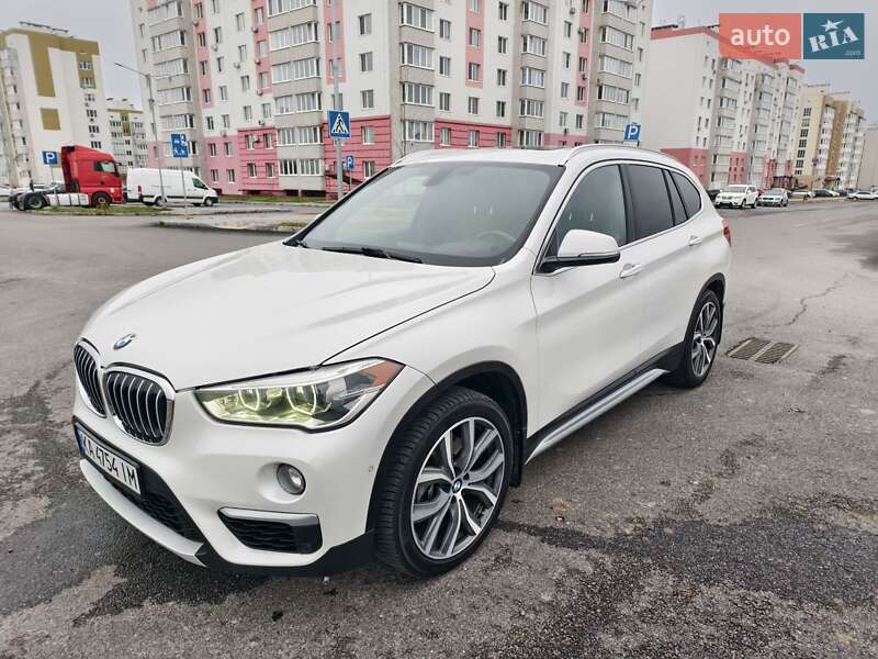 Внедорожник / Кроссовер BMW X1 2016 в Виннице