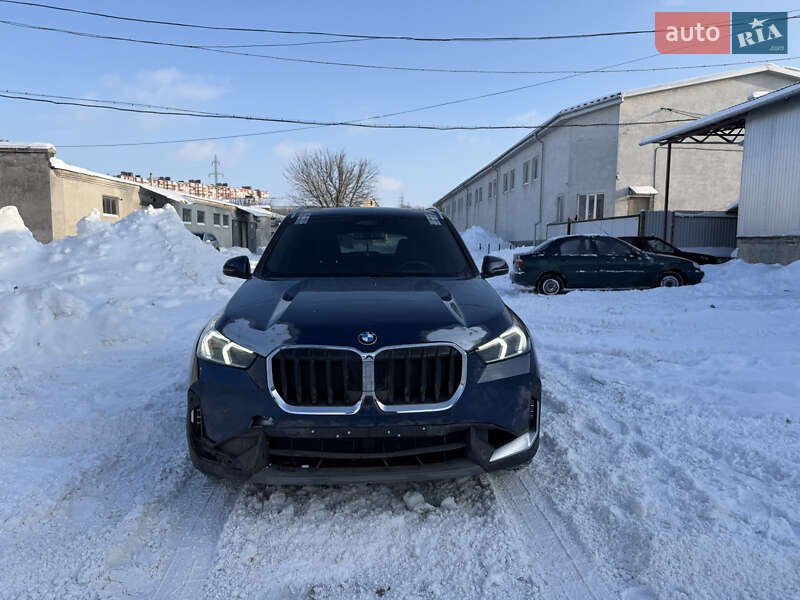 Внедорожник / Кроссовер BMW X1 2022 в Тернополе