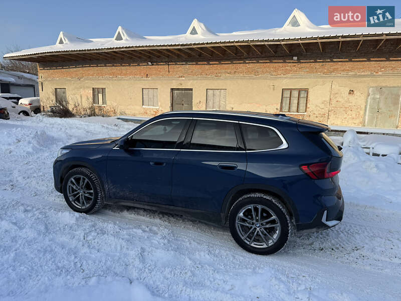 Внедорожник / Кроссовер BMW X1 2022 в Тернополе