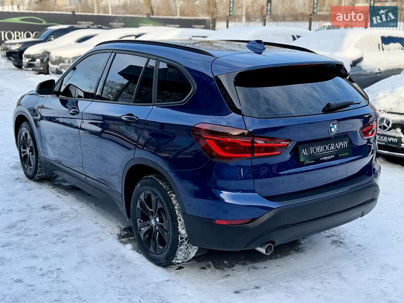 Внедорожник / Кроссовер BMW X1 2017 в Киеве