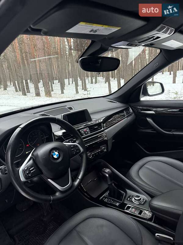 Внедорожник / Кроссовер BMW X1 2016 в Ахтырке