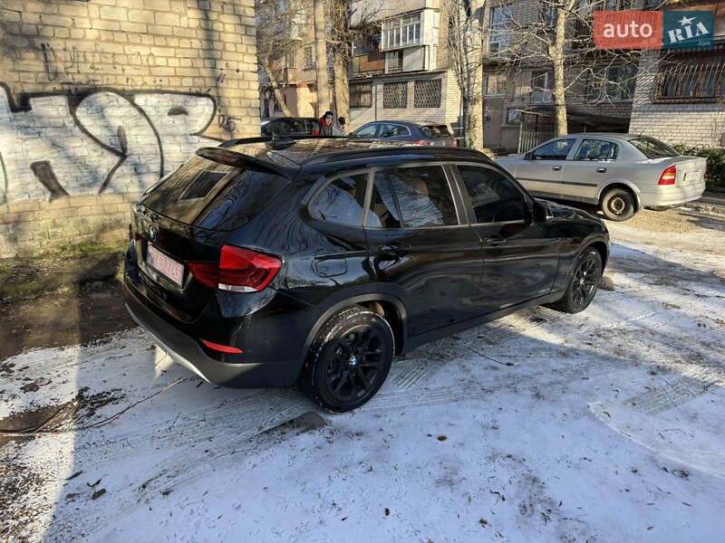 Внедорожник / Кроссовер BMW X1 2015 в Николаеве