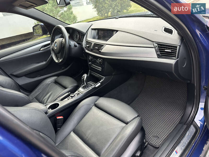 Внедорожник / Кроссовер BMW X1 2015 в Киеве