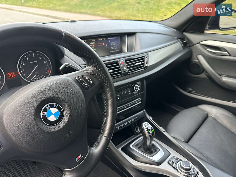 Внедорожник / Кроссовер BMW X1 2015 в Киеве