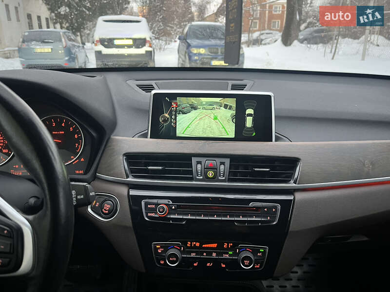 Внедорожник / Кроссовер BMW X1 2016 в Львове