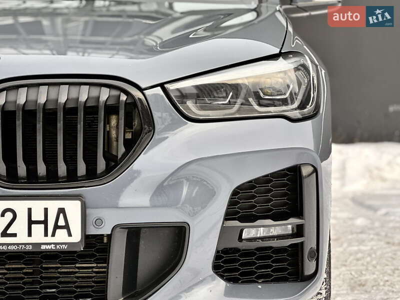 Внедорожник / Кроссовер BMW X1 2022 в Киеве