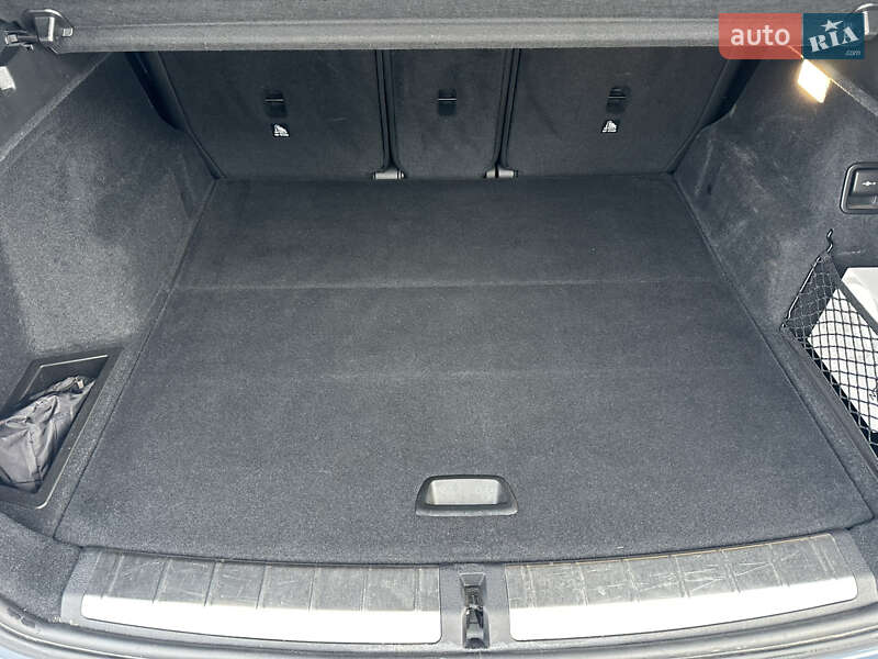 Внедорожник / Кроссовер BMW X1 2022 в Киеве