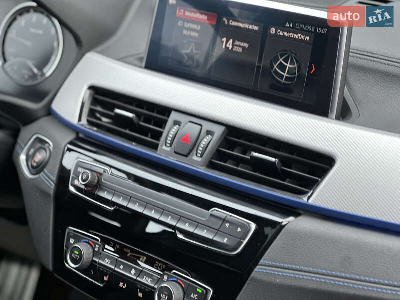 Внедорожник / Кроссовер BMW X1 2022 в Киеве