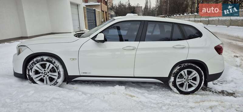 Внедорожник / Кроссовер BMW X1 2010 в Харькове