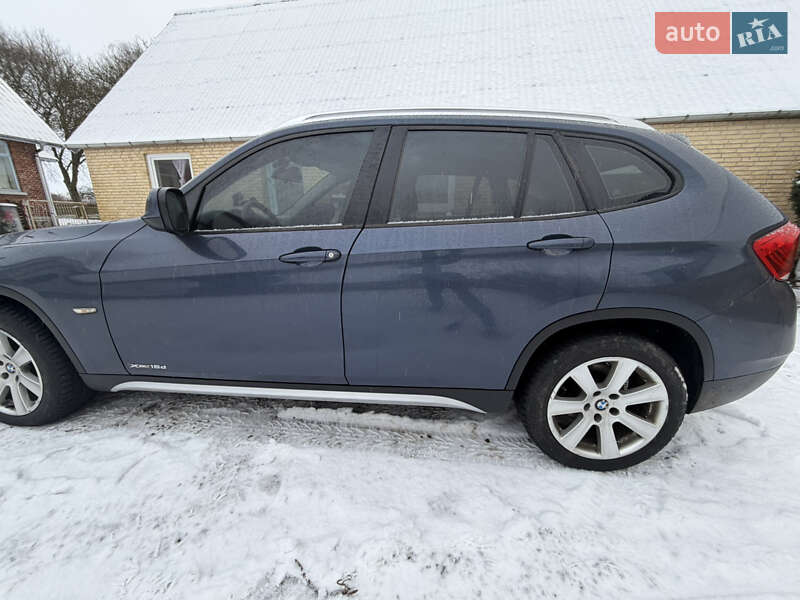Внедорожник / Кроссовер BMW X1 2011 в Звенигородке