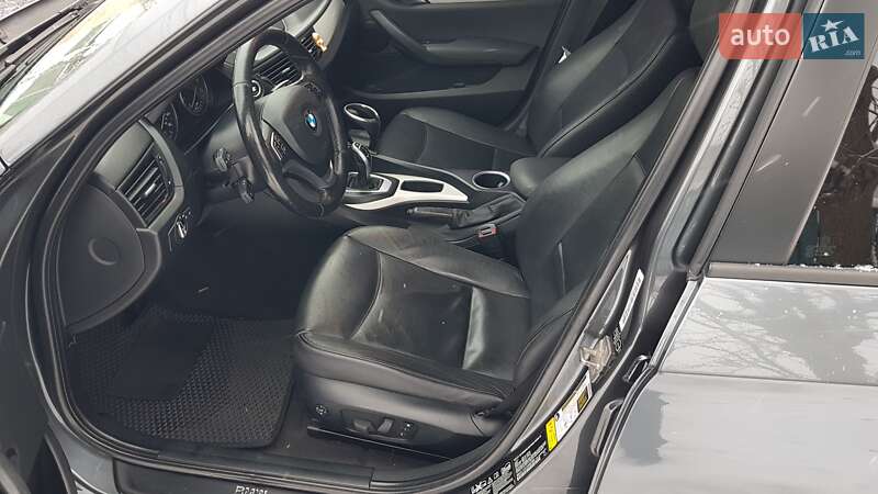 Внедорожник / Кроссовер BMW X1 2012 в Киеве