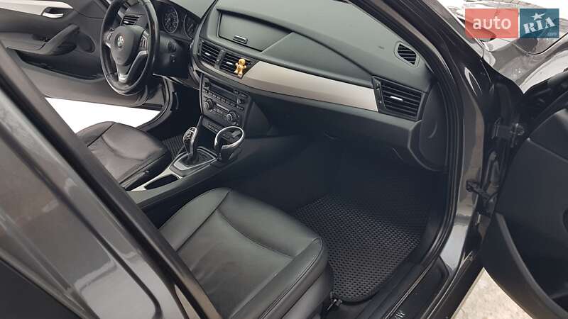 Внедорожник / Кроссовер BMW X1 2012 в Киеве