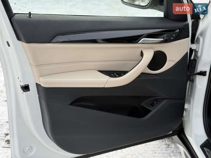 Внедорожник / Кроссовер BMW X1 2018 в Львове