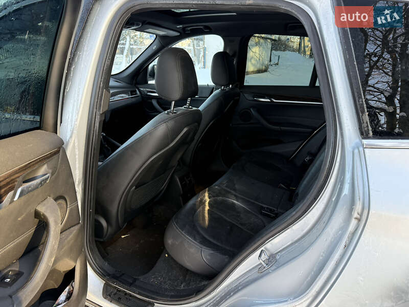 Внедорожник / Кроссовер BMW X1 2016 в Тернополе