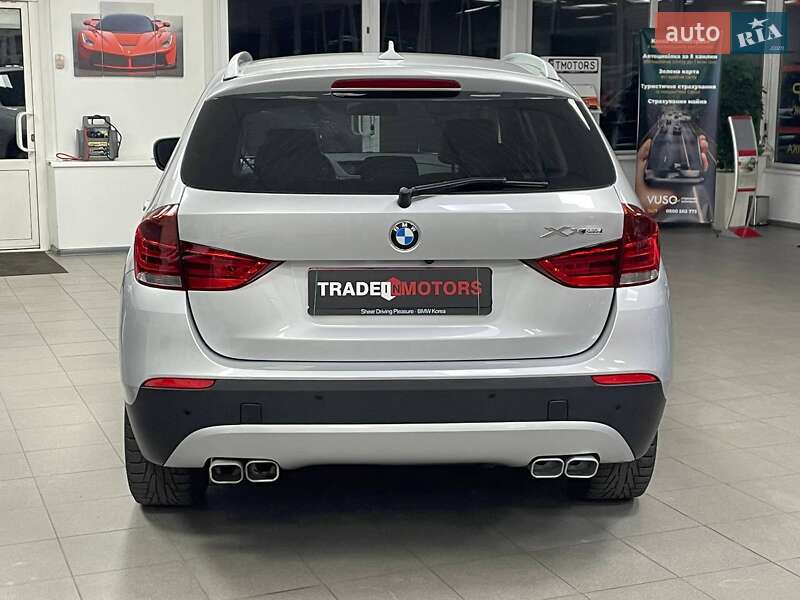 Внедорожник / Кроссовер BMW X1 2011 в Киеве