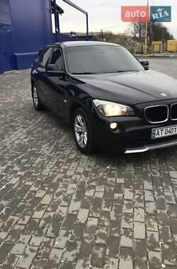 Внедорожник / Кроссовер BMW X1 2010 в Калуше