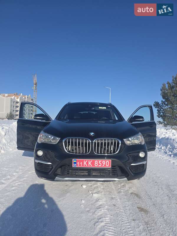 Внедорожник / Кроссовер BMW X1 2019 в Ровно