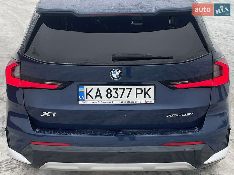 Внедорожник / Кроссовер BMW X1 2024 в Киеве