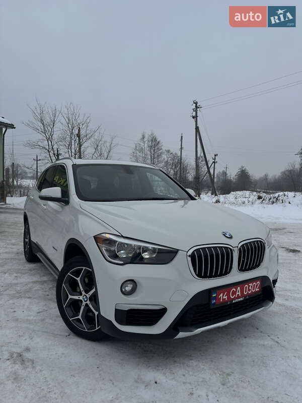 Внедорожник / Кроссовер BMW X1 2016 в Рожнятове
