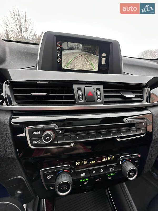 Внедорожник / Кроссовер BMW X1 2016 в Рожнятове