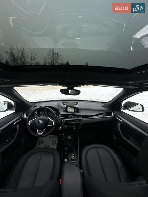 Внедорожник / Кроссовер BMW X1 2016 в Рожнятове