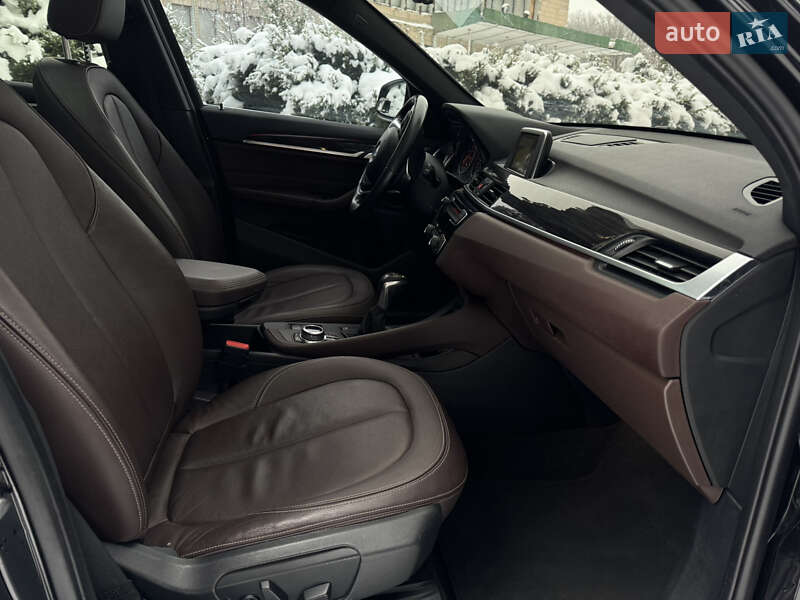 Внедорожник / Кроссовер BMW X1 2017 в Умани