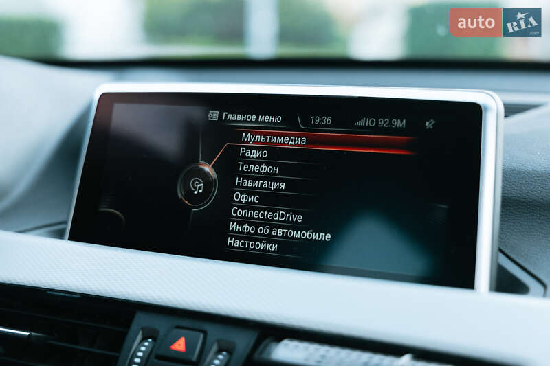 Позашляховик / Кросовер BMW X1 2016 в Дніпрі фото 7 Позашляховик / Кросовер BMW X1 2016 в Дніпрі