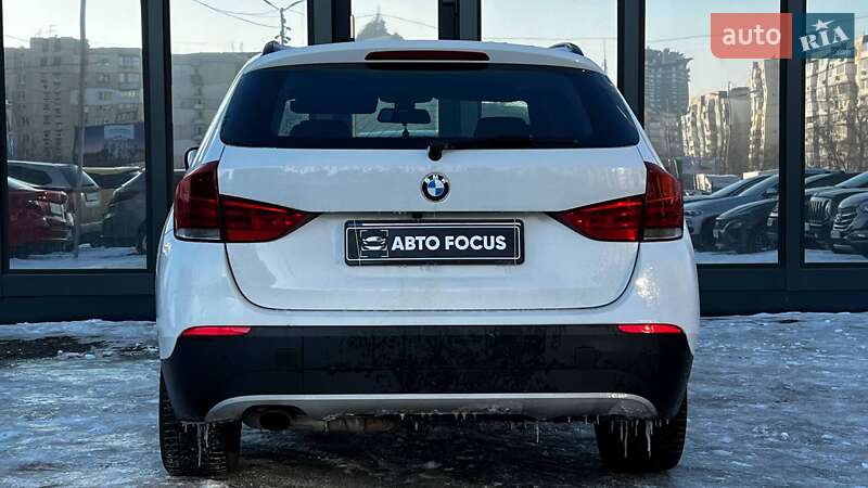 Внедорожник / Кроссовер BMW X1 2012 в Киеве