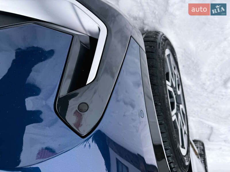 Внедорожник / Кроссовер BMW X1 2023 в Виннице