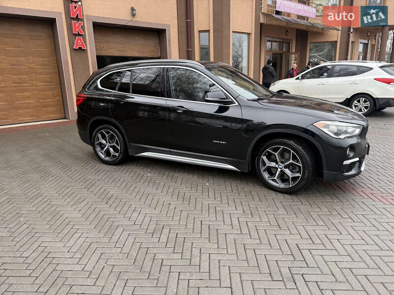 Внедорожник / Кроссовер BMW X1 2016 в Тячеве