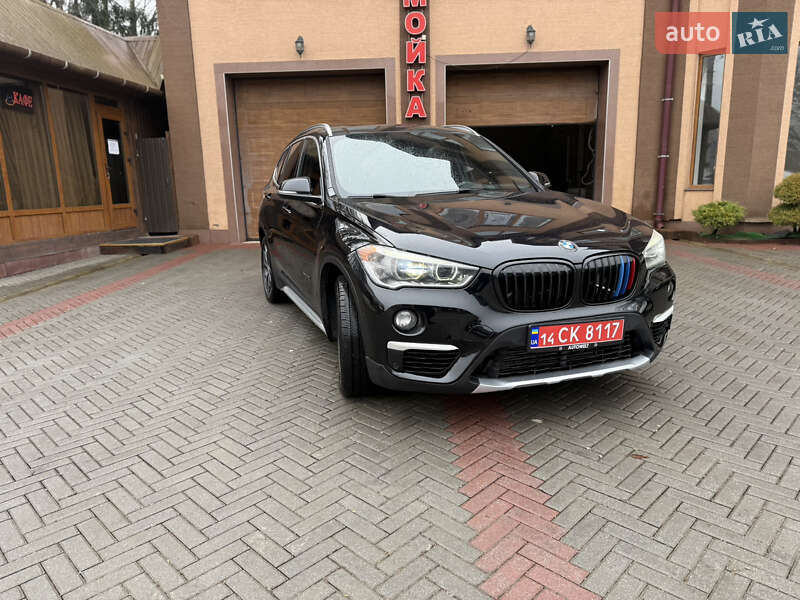 Внедорожник / Кроссовер BMW X1 2016 в Тячеве