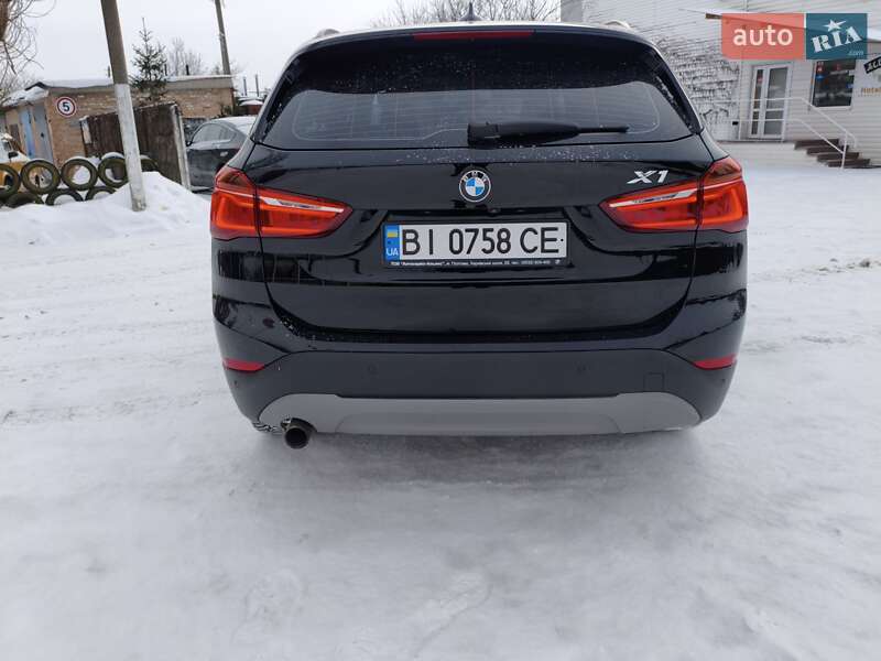 Внедорожник / Кроссовер BMW X1 2015 в Прилуках