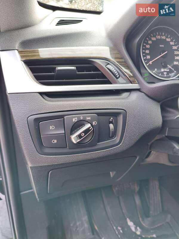 Внедорожник / Кроссовер BMW X1 2015 в Прилуках