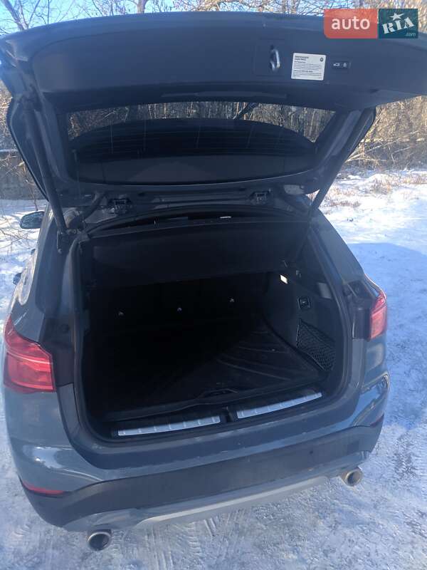 Внедорожник / Кроссовер BMW X1 2020 в Киеве