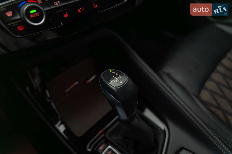 Внедорожник / Кроссовер BMW X1 2020 в Киеве