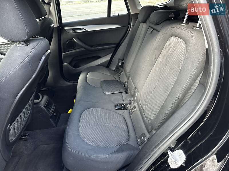 Внедорожник / Кроссовер BMW X1 2018 в Львове