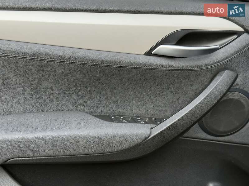 Внедорожник / Кроссовер BMW X1 2013 в Львове фото 19 Внедорожник / Кроссовер BMW X1 2013 в Львове