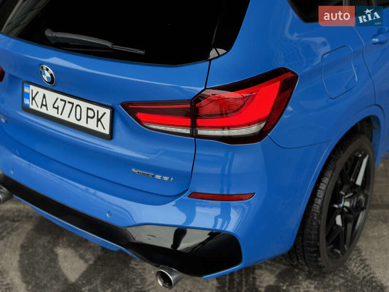 Внедорожник / Кроссовер BMW X1 2021 в Киеве