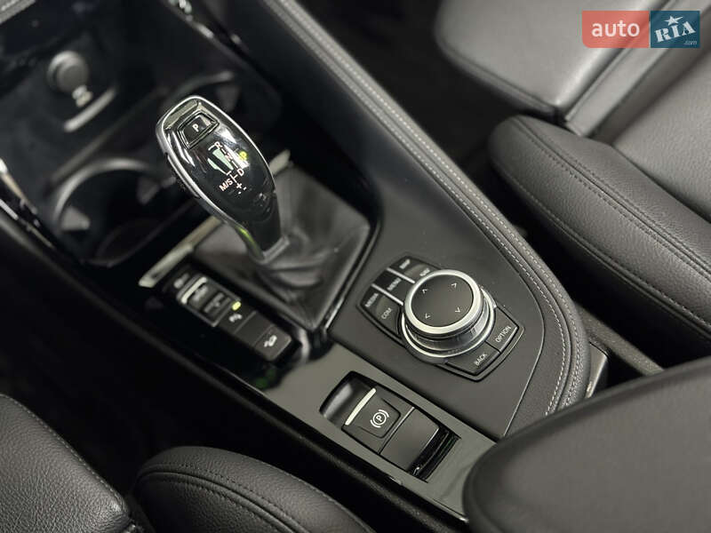 Внедорожник / Кроссовер BMW X1 2021 в Киеве