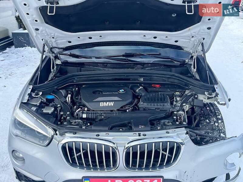 Позашляховик / Кросовер BMW X1 2014 в Луцьку