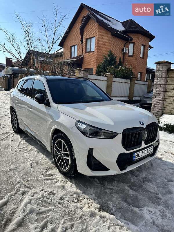 Позашляховик / Кросовер BMW X1 2023 в Вінниці фото Позашляховик / Кросовер BMW X1 2023 в Вінниці