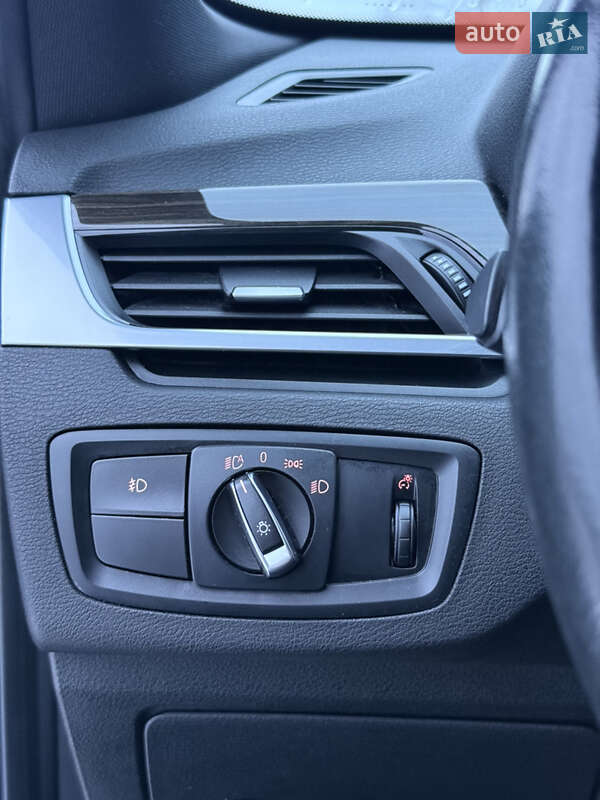 Позашляховик / Кросовер BMW X1 2015 в Львові фото 40 Позашляховик / Кросовер BMW X1 2015 в Львові