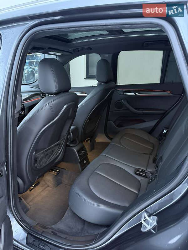 Позашляховик / Кросовер BMW X1 2015 в Львові фото 57 Позашляховик / Кросовер BMW X1 2015 в Львові