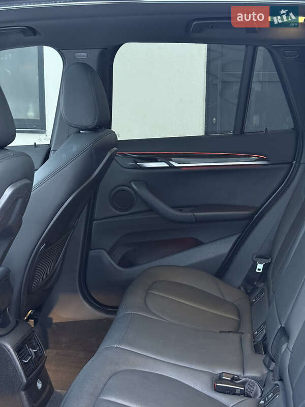 Позашляховик / Кросовер BMW X1 2015 в Львові фото 60 Позашляховик / Кросовер BMW X1 2015 в Львові