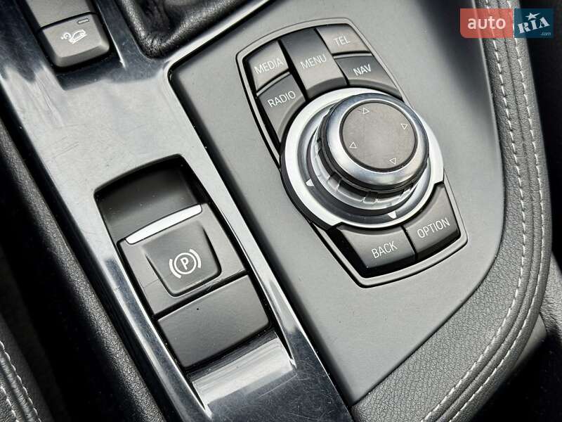 Позашляховик / Кросовер BMW X1 2015 в Харкові