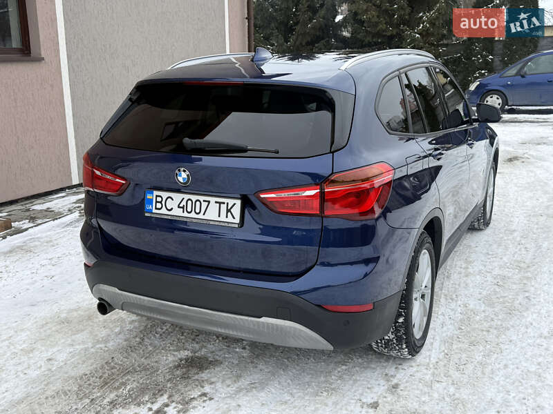 Внедорожник / Кроссовер BMW X1 2015 в Львове